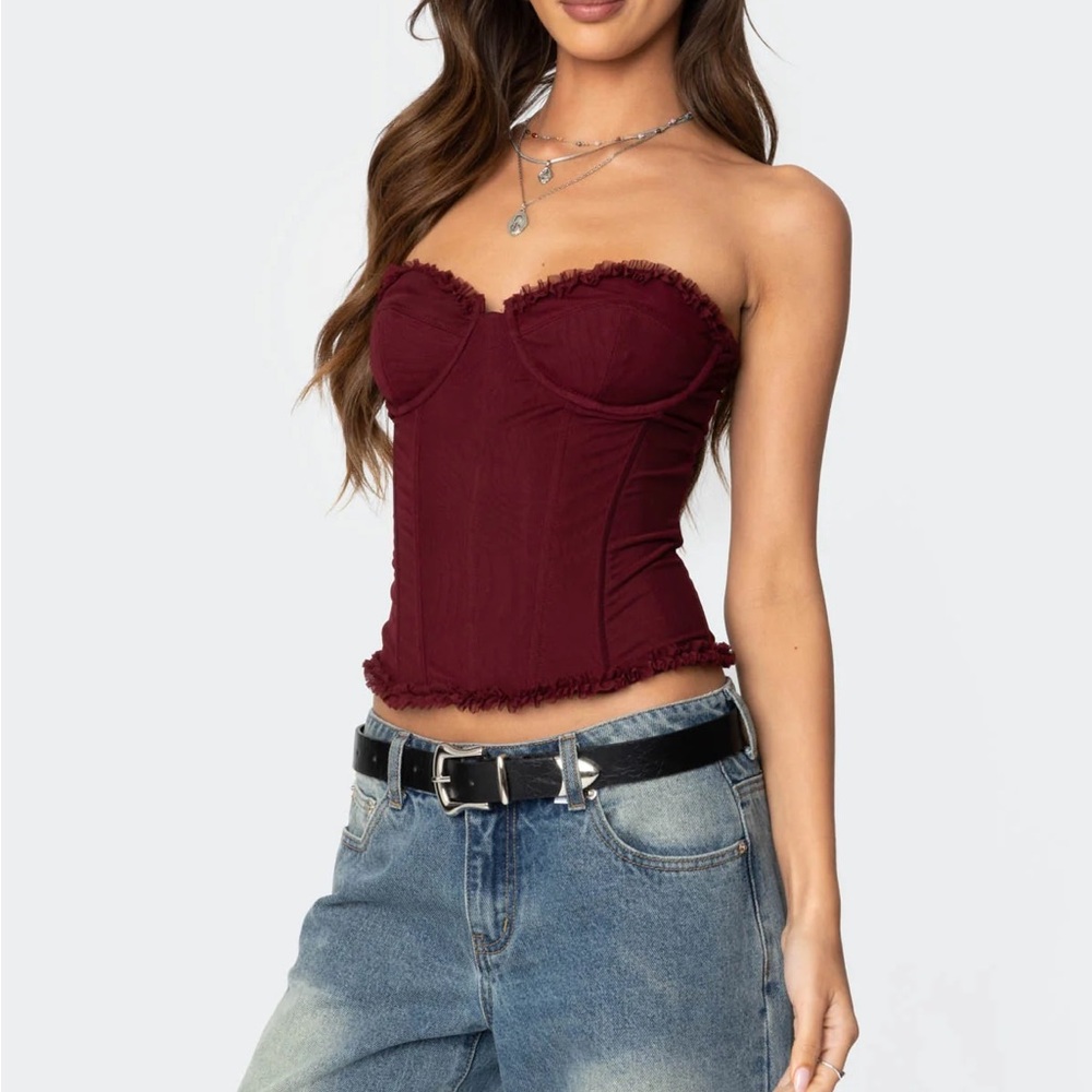 Edikted Deirdre Bustier Fitted Strapless Top
